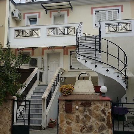 Apartment Efi Néa Péramos 外观 照片