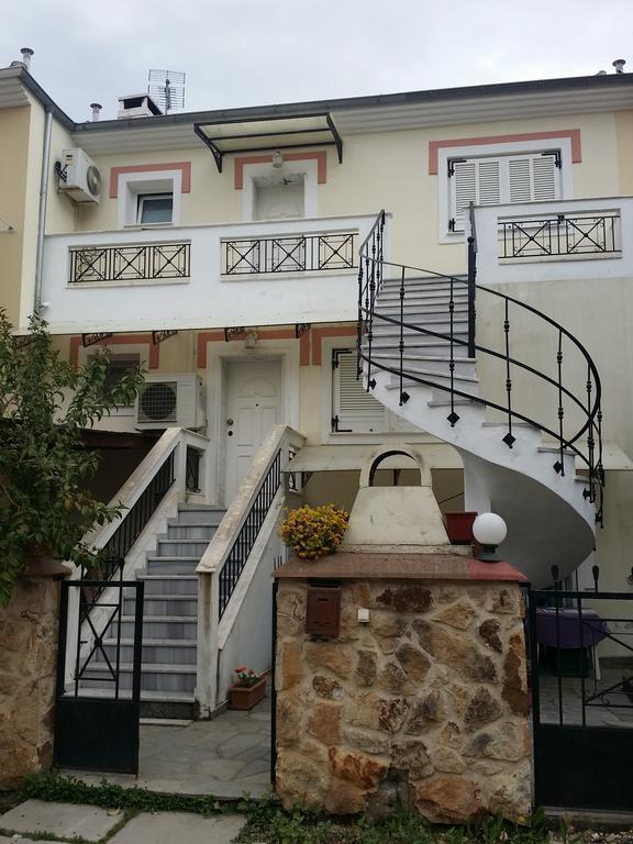 Apartment Efi Néa Péramos 外观 照片